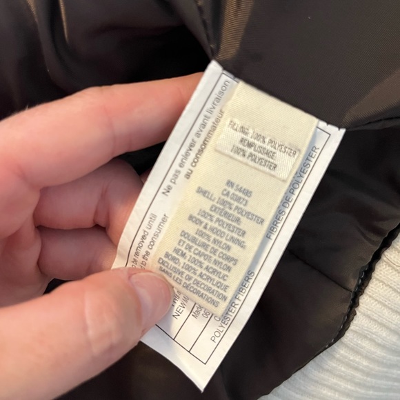 American Eagle Cropped Puffy Vest - Picture 6 of 6